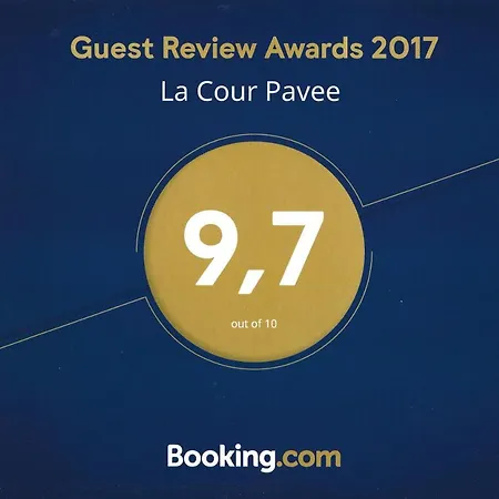 Couette-café La Cour Pavee